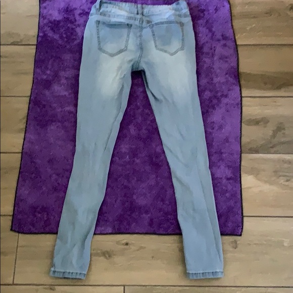 Light wash jeans - Picture 5 of 5